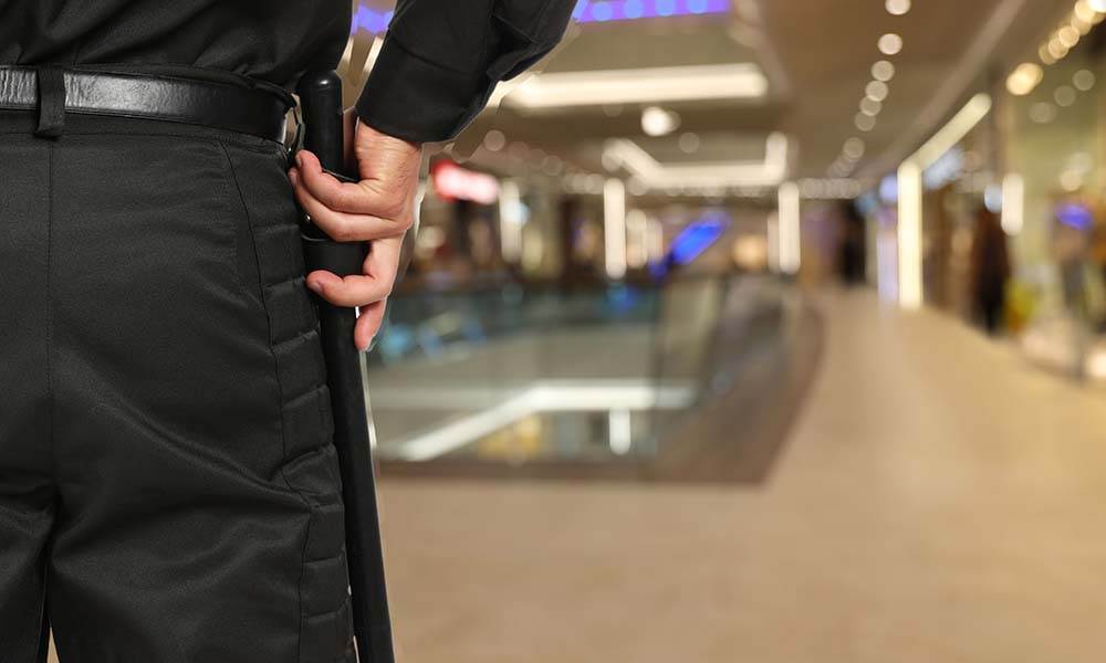 shopping-center-security-guard